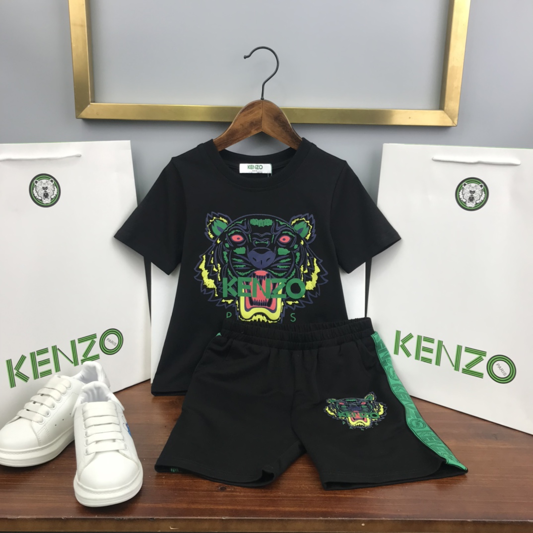 KENZO子供服　ケンゾーセットアップ　上下2点セット　半袖Ｔシャツ半ズボン　キッズ服　女の子男の子　2色選択