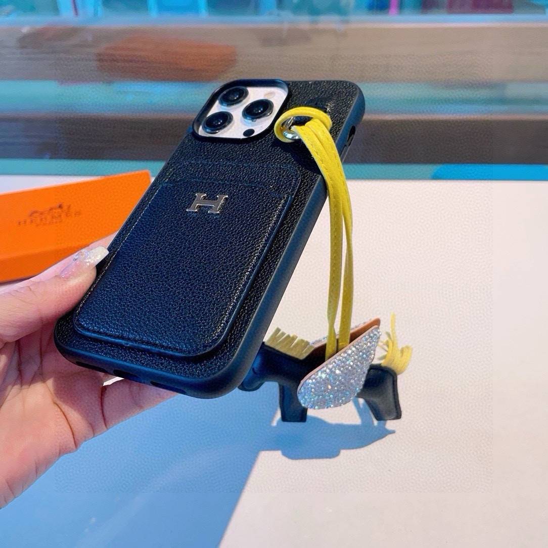 HERMES アルマ ポケット iPhone 18シリーズ対応 iPhoneケース スマホケース レディース ロゴ入り 手帳型 カード収納 - 画像 9