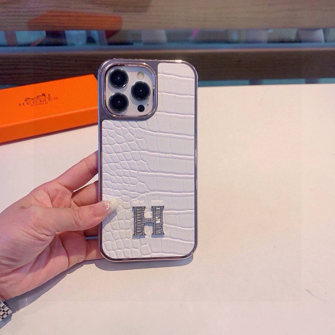 HERMES 愛馬仕 iPhone 18シリーズ対応 iPhoneケース スマホケース 全機種対応 レディース ロゴ クロコダイル柄 ホワイト - 画像 2