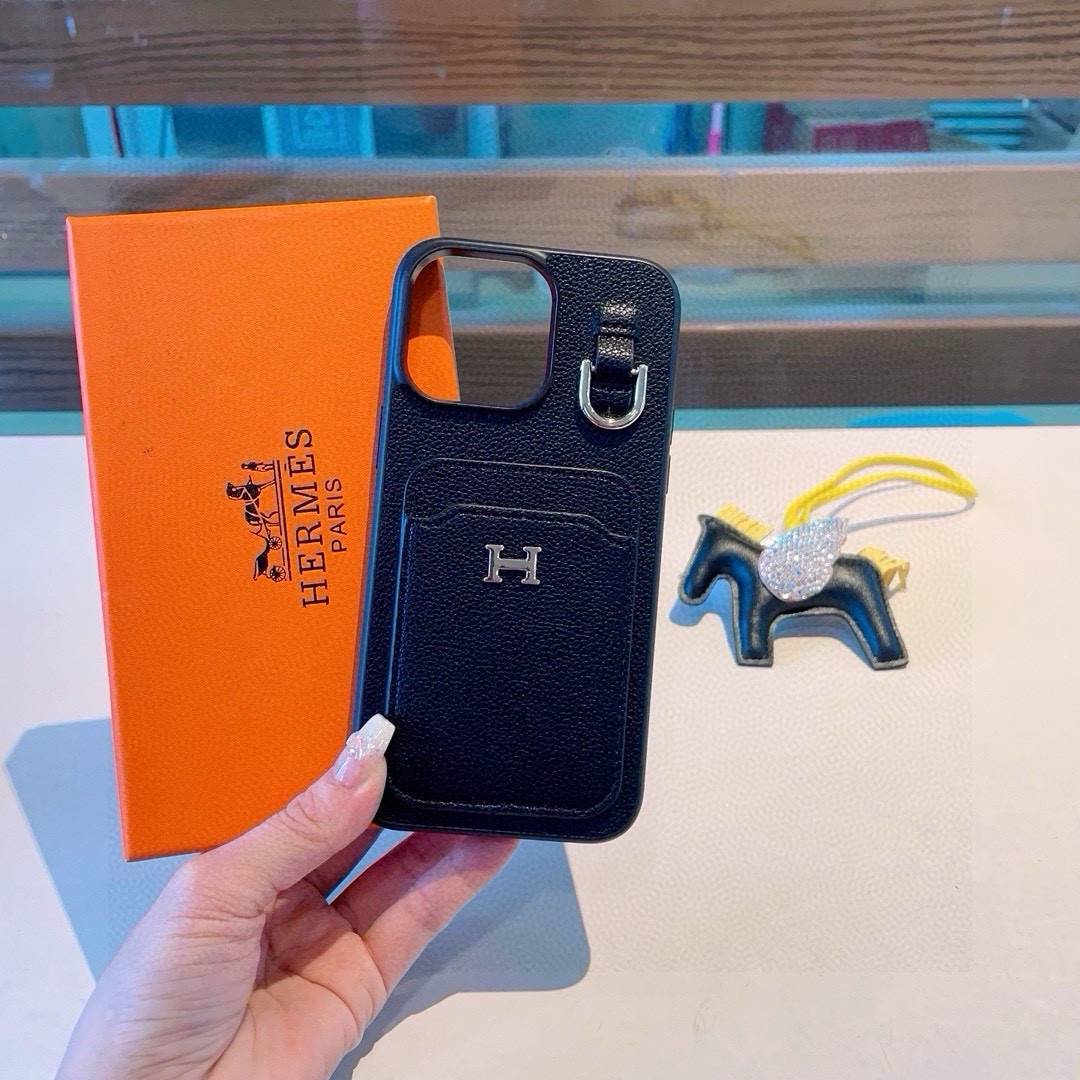 HERMES 愛馬仕 iPhone 18シリーズ対応 iPhoneケース スマホケース レディース ロゴ入り 手帳型 カード収納 黒 - 画像 5