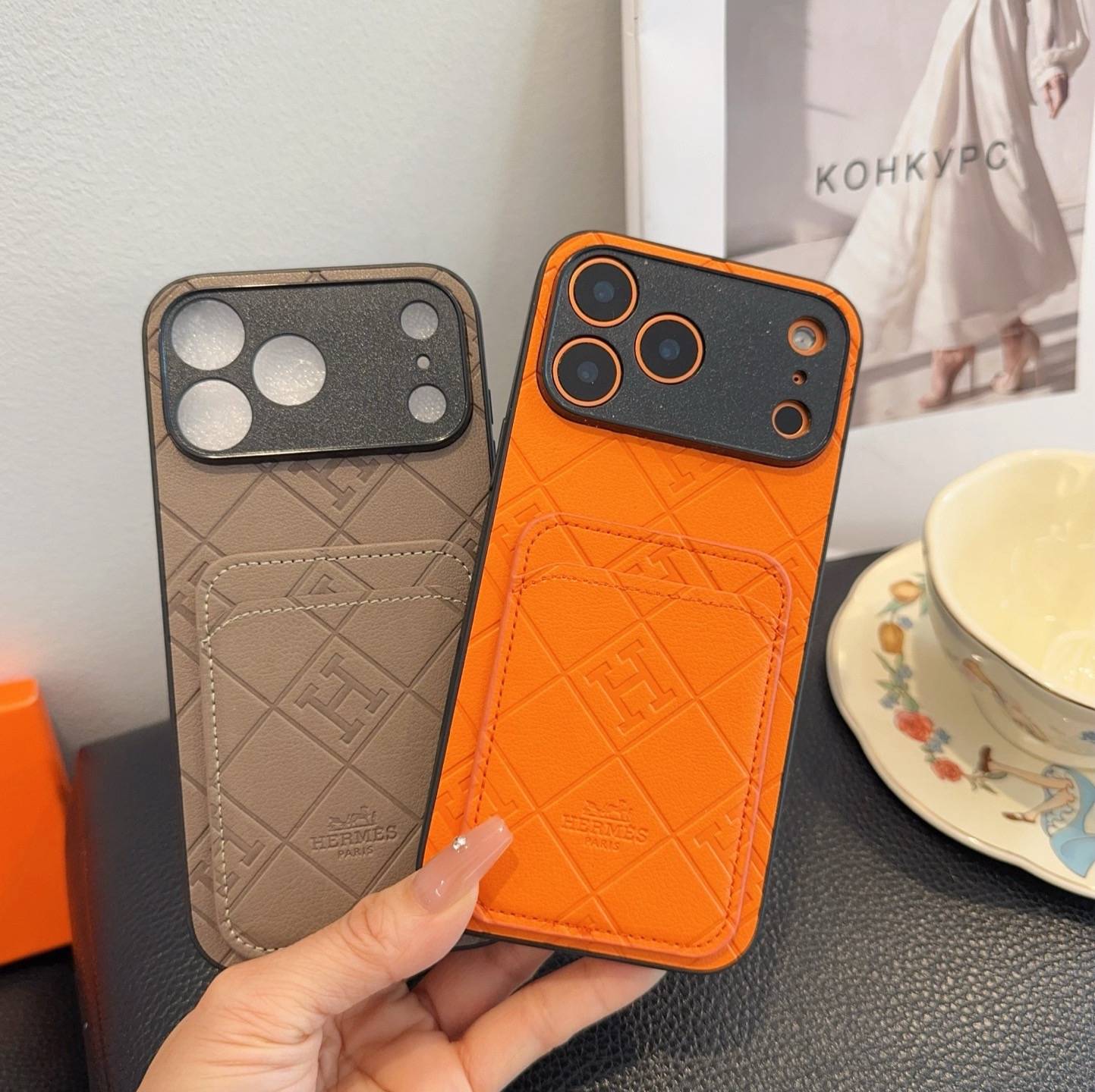 HERMES 愛馬仕 iPhone 18シリーズ対応 iPhoneケース スマホケース ロゴ入り レディース オレンジ - 画像 10