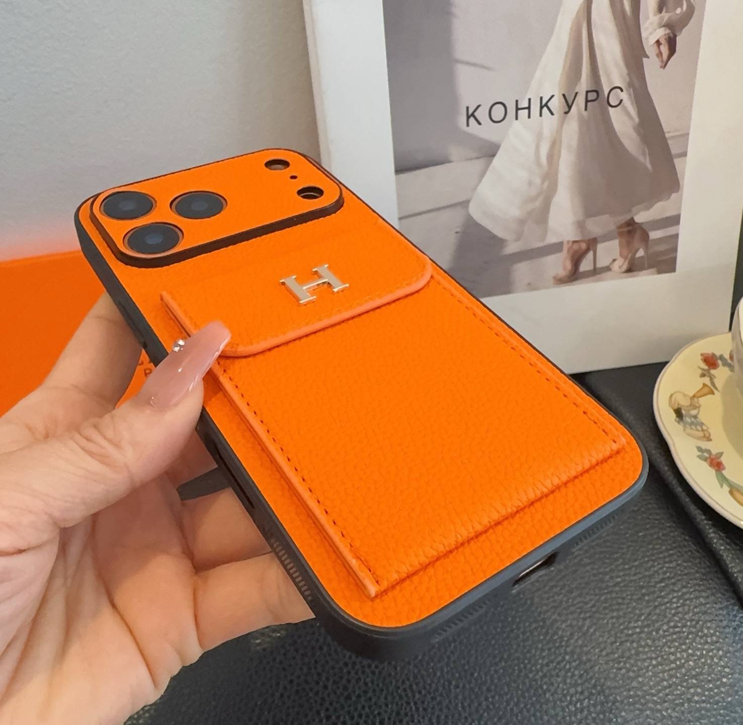 Hermes ルイヴィトン iPhone 18シリーズ対応 iPhoneケース スマホケース レディース ロゴ ポケット付き オレンジ - 画像 8