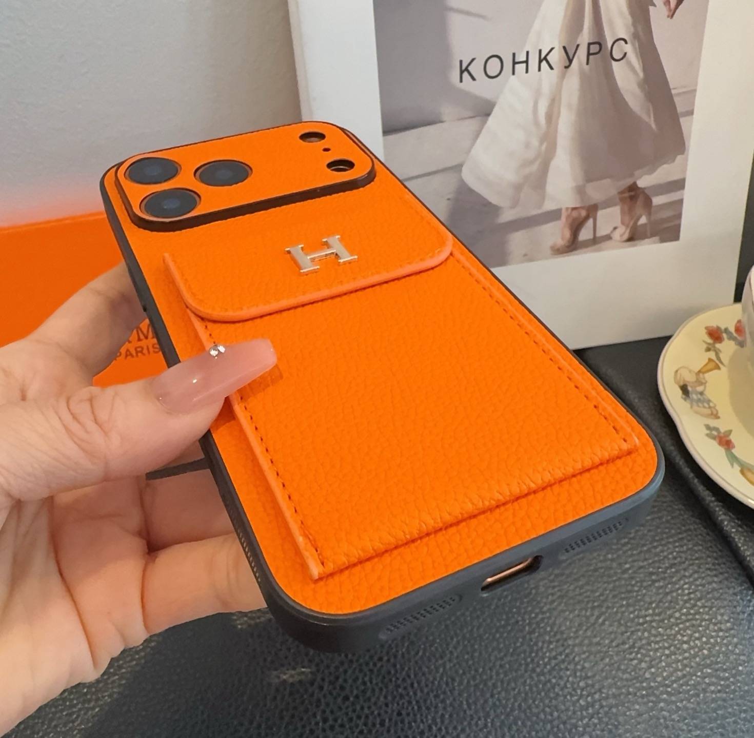 Hermes ルイヴィトン iPhone 18シリーズ対応 iPhoneケース スマホケース レディース ロゴ ポケット付き オレンジ - 画像 10