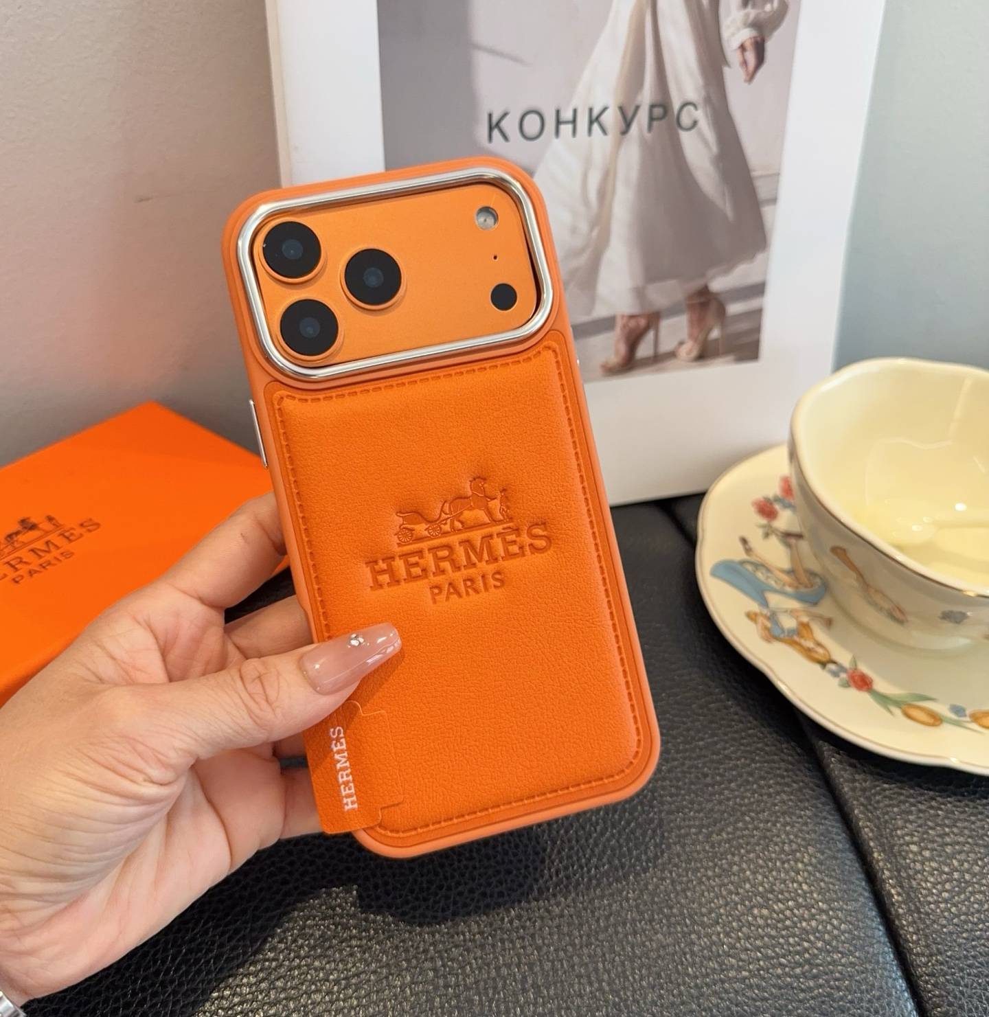 HERMES ロゴ iPhoneケース スマホケース 全機種対応 レディース オレンジ - 画像 7