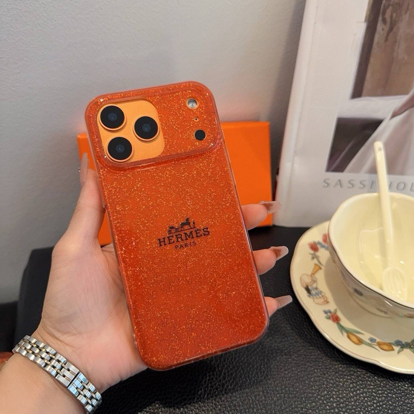 HERMES ルイ ヴィトン iPhone 18シリーズ対応 iPhoneケース スマホケース レディース ロゴ オレンジ - 画像 4
