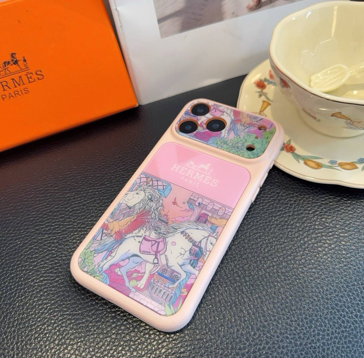 HERMES ルイ ヴィトン iPhone 18シリーズ対応 iPhoneケース スマホケース レディース ロゴ入り デザイン - 画像 3