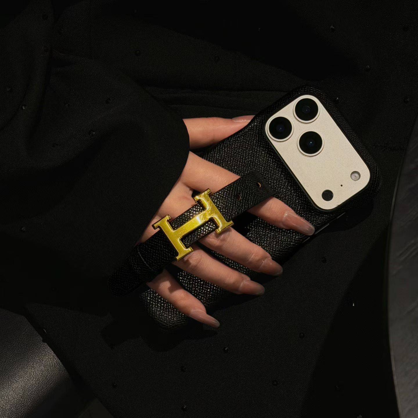 Herms ヘルメス iPhone 18シリーズ対応 iPhoneケース スマホケース レディース ロゴ入り ブラック オレンジ ピンク - 画像 4