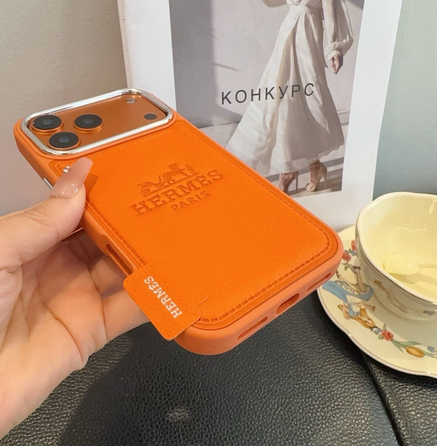 Hermes ランダムオレンジ iPhone 18シリーズ対応 iPhoneケース スマホケース レディース ロゴ入り カード収納付き - 画像 7