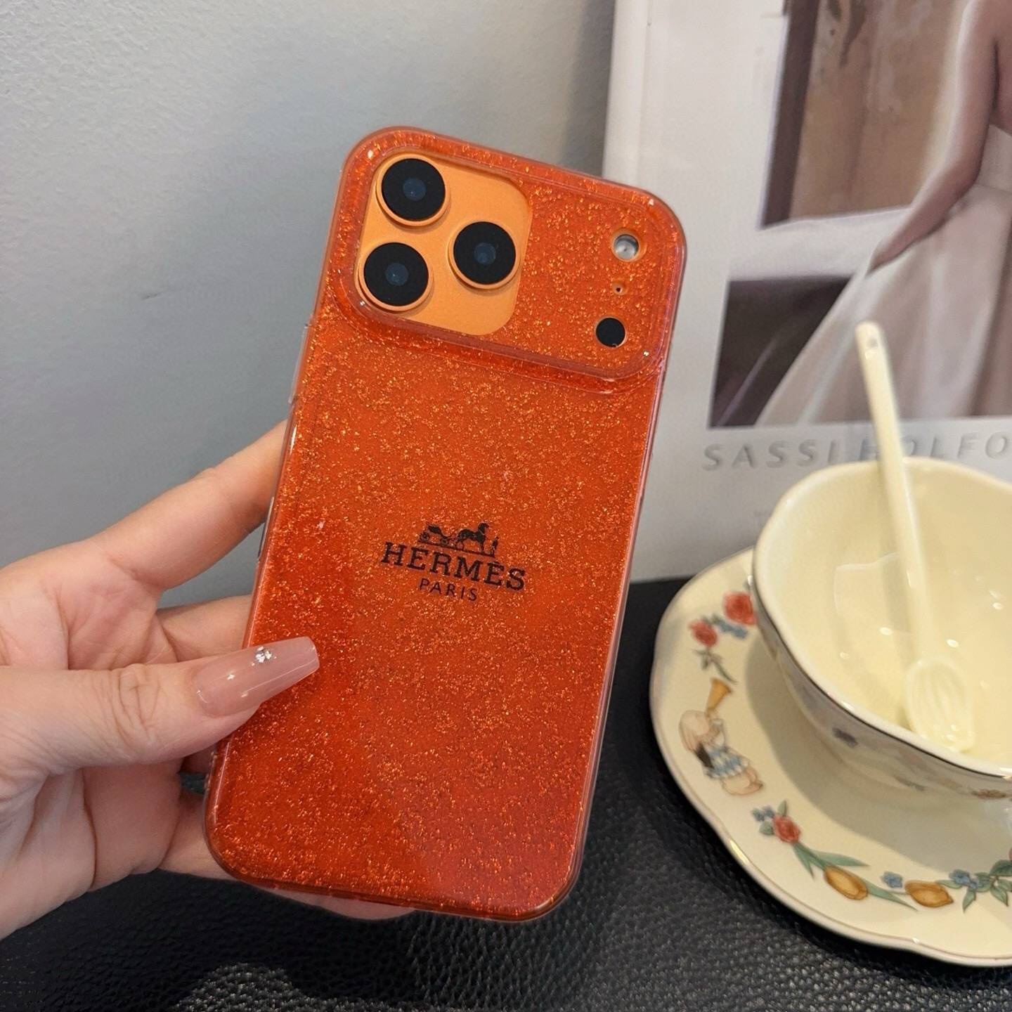 HERMES ランダム柄 iPhone 18シリーズ対応 iPhoneケース スマホケース レディース オレンジ グリッター - 画像 7