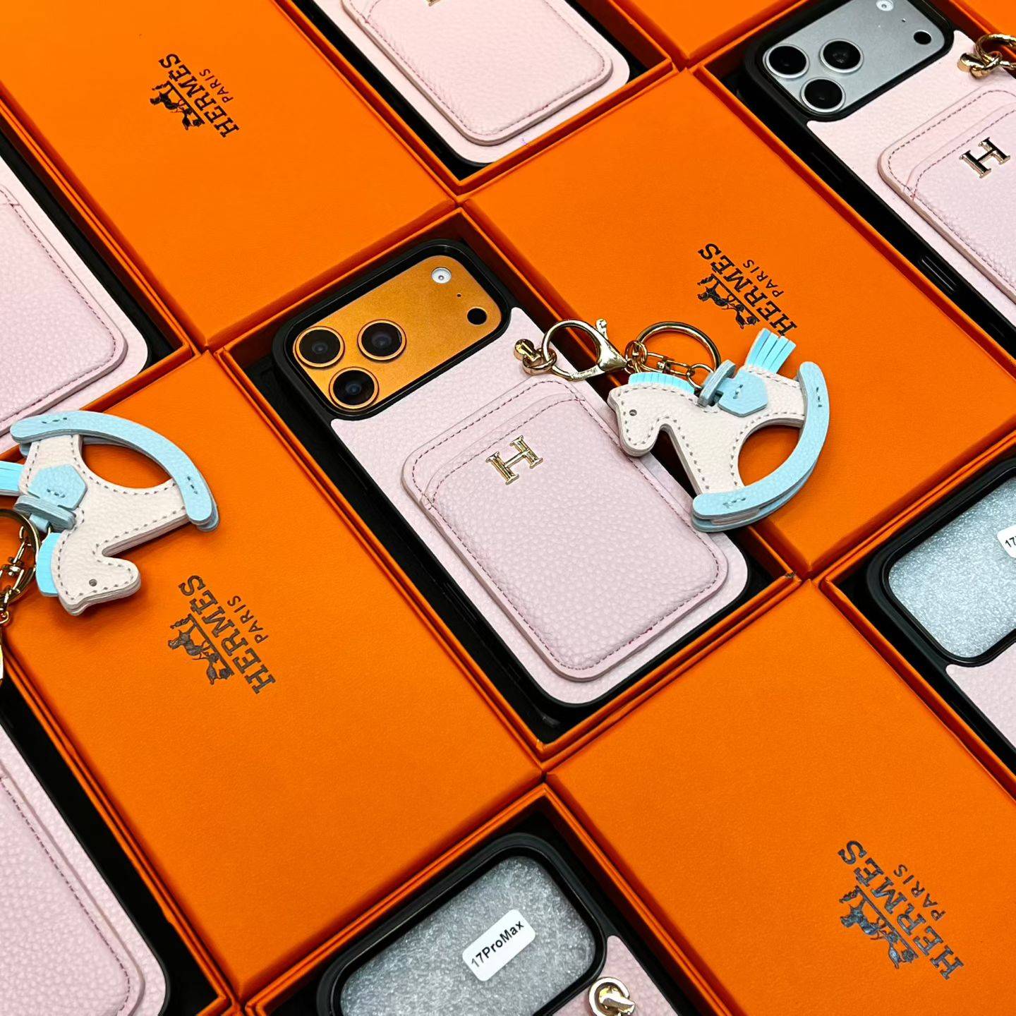 Hermes 愛馬仕 iPhone 18シリーズ対応 iPhoneケース スマホケース レディース ロゴ入り カード収納付き - 画像 2