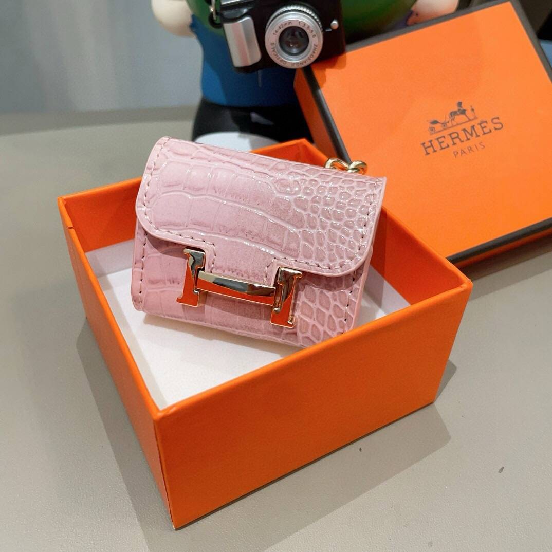 HERMES 愛馬仕 iPhone 18シリーズ対応 iPhoneケース スマホケース レディース 鳄魚皮紋 ロゴ付き ショルダー付き ミニバッグ ピンク - 画像 2