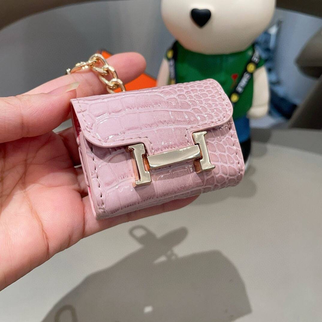 HERMES 愛馬仕 iPhone 18シリーズ対応 iPhoneケース スマホケース レディース 鳄魚皮紋 ロゴ付き ショルダー付き ミニバッグ ピンク - 画像 6