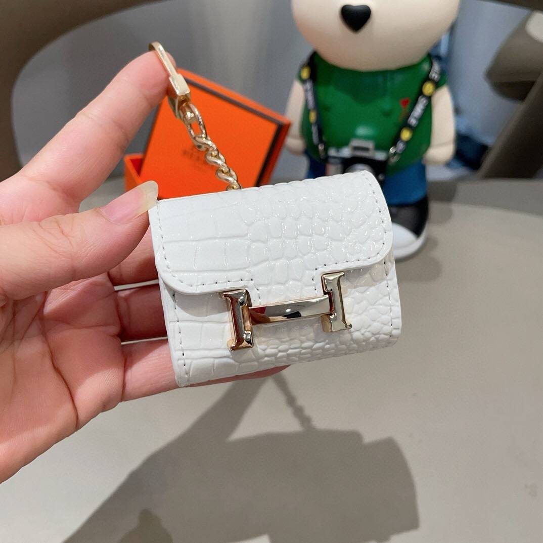 Hermes アイフォンケース スマホケース iPhone 18シリーズ対応 レディース 鳄魚皮紋 ロゴ入り ミニショルダー - 画像 2