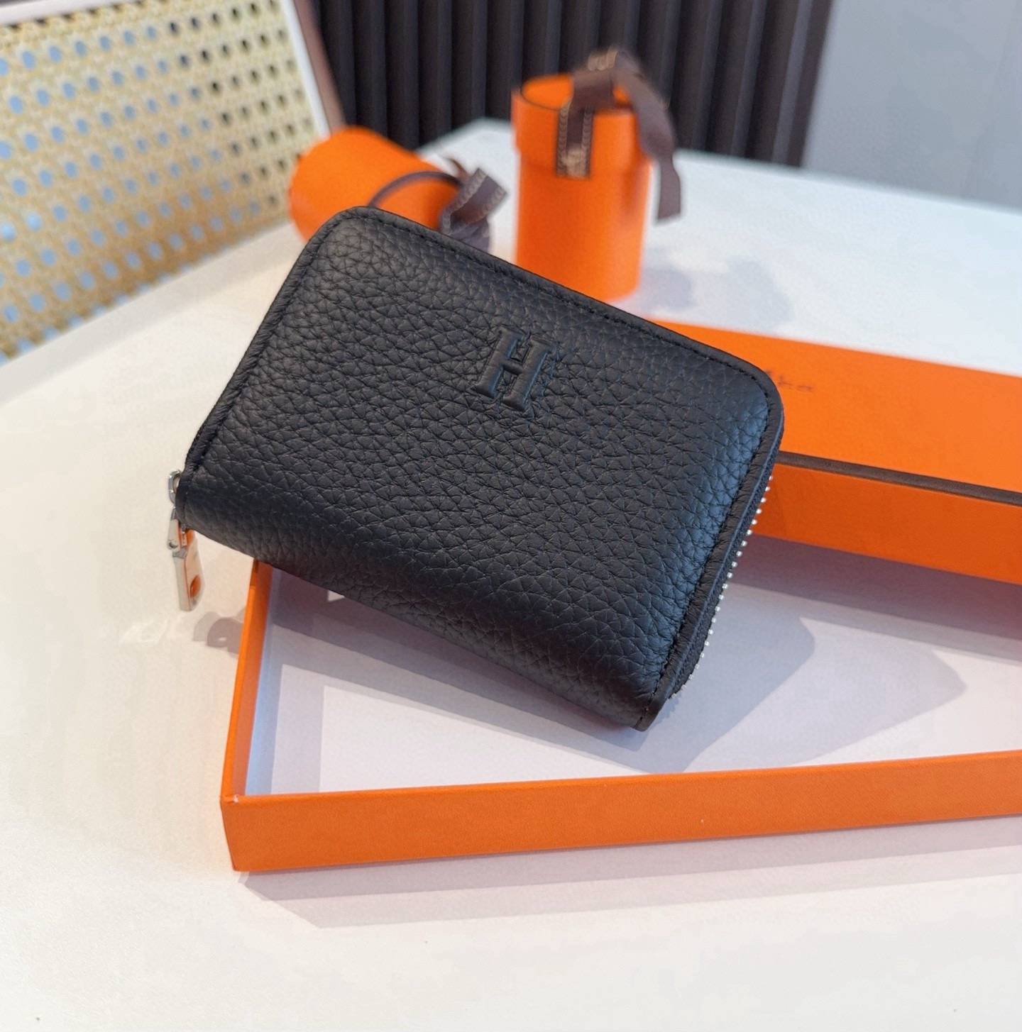 Hermes ヘルメス iPhoneケース スマホケース iPhone 18シリーズ対応 レディース カード収納 ロゴ入り - 画像 6