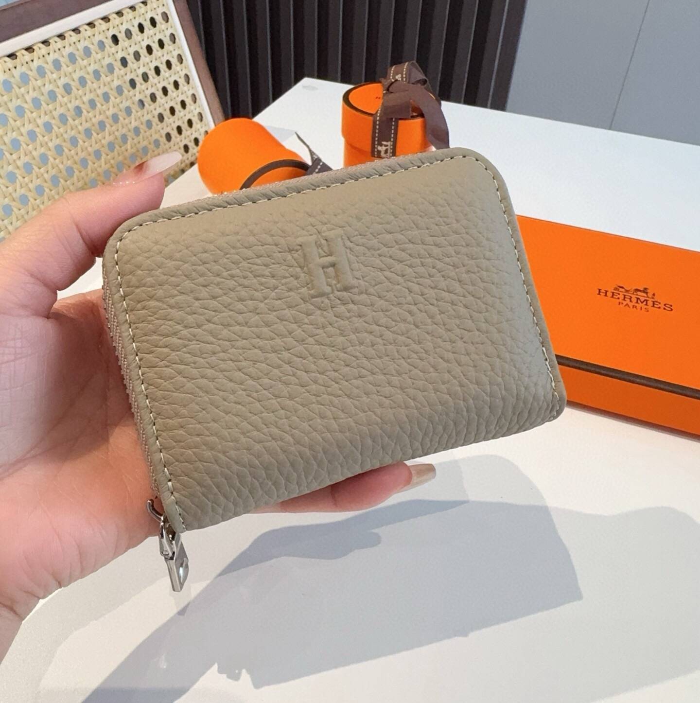 Hermes ラルフローレン iPhone 18シリーズ対応 iPhoneケース スマホケース レディース ロゴ入り スタンダード グレー