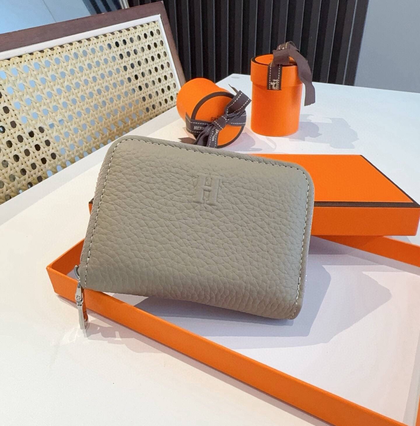 Hermes ラルフローレン iPhone 18シリーズ対応 iPhoneケース スマホケース レディース ロゴ入り スタンダード グレー - 画像 4