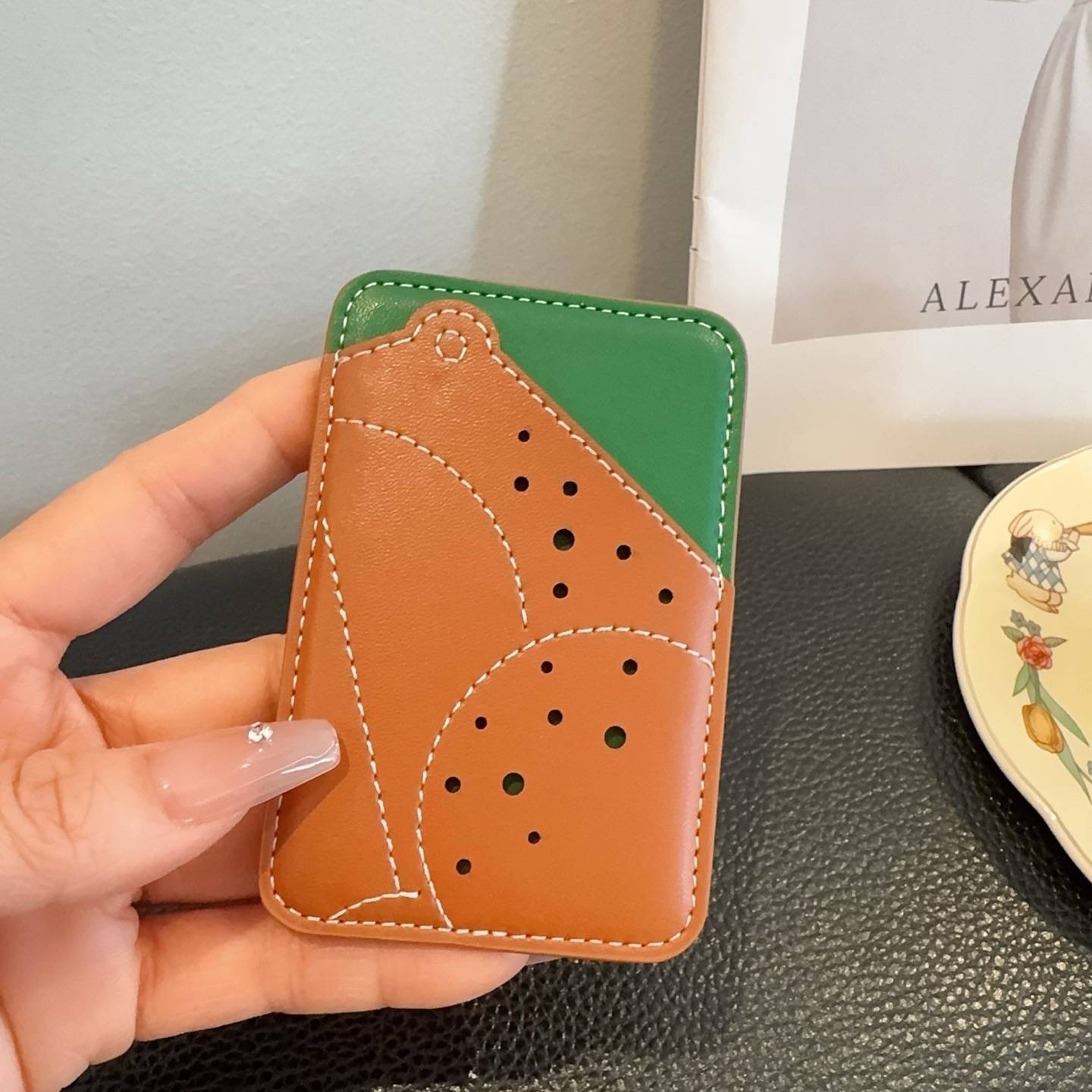 Hermes アルマーニ iPhone 18シリーズ対応 iPhoneケース スマホケース レディース カード収納 デザイン - 画像 7