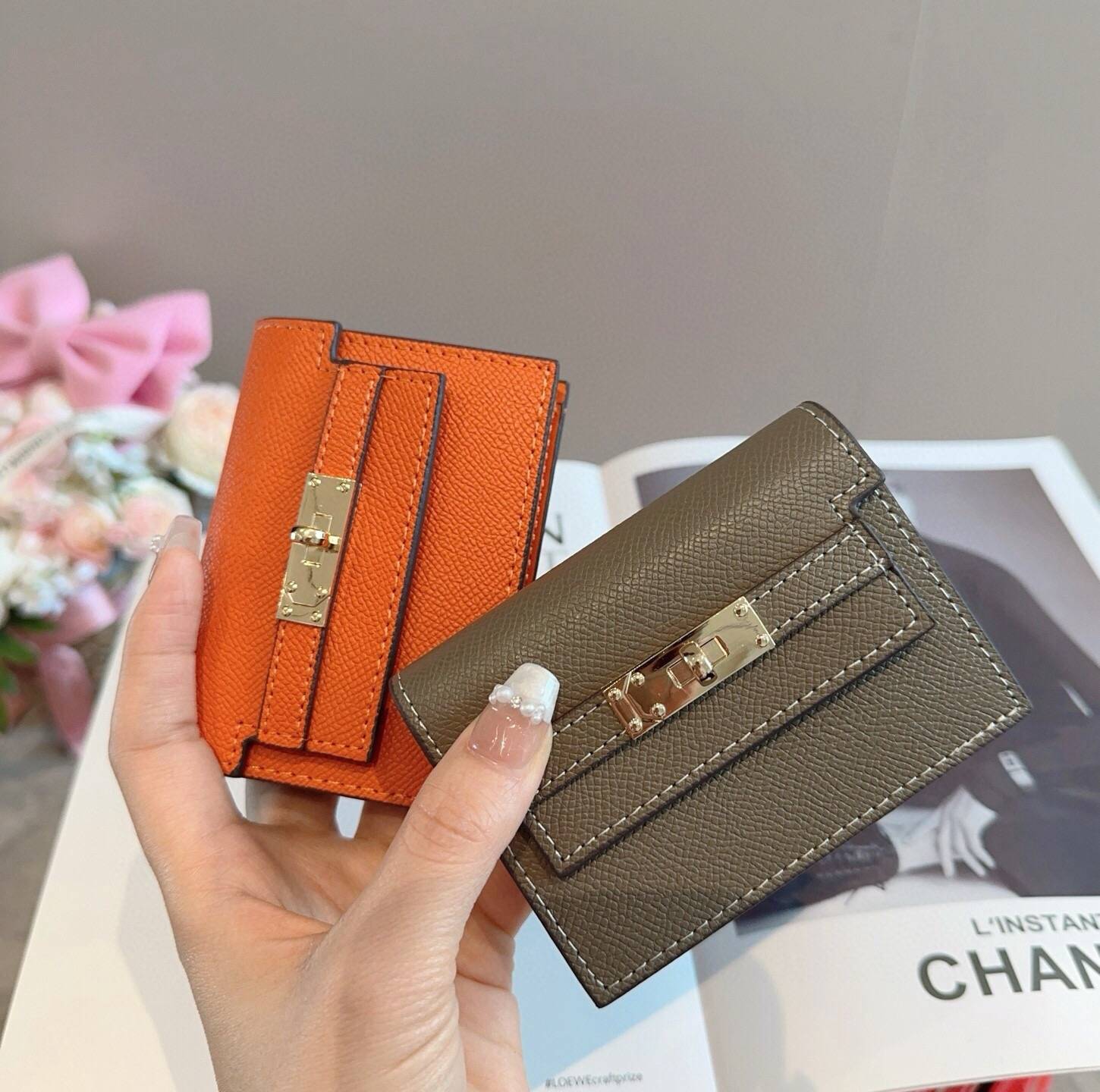 Hermes 愛馬仕 iPhoneケース スマホケース iPhone 18シリーズ対応 レディース ファンクション カード収納 オレンジ - 画像 5