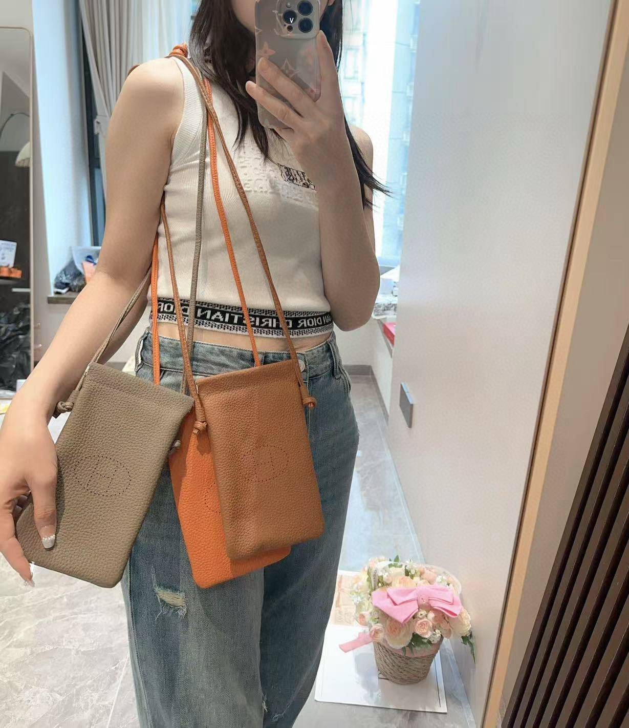 P70 ヘルメス iPhoneケース スマホケース iPhone 18シリーズ対応 レディース ショルダー付き ロゴ入り カラー展開 - 画像 9