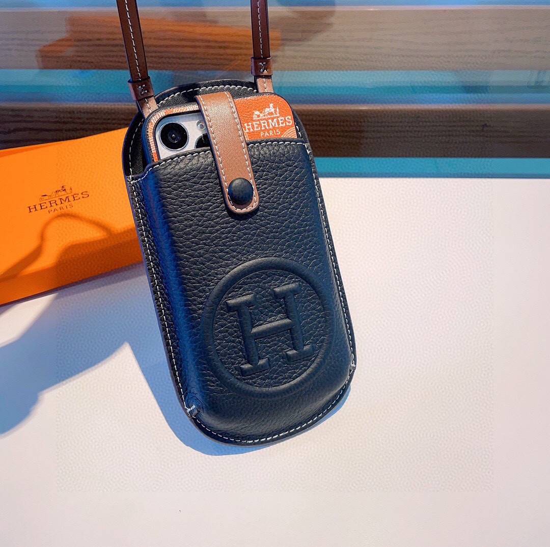 HERMES 愛馬仕 iPhone 18シリーズ対応 iPhoneケース スマホケース レディース ショルダー付き カード収納