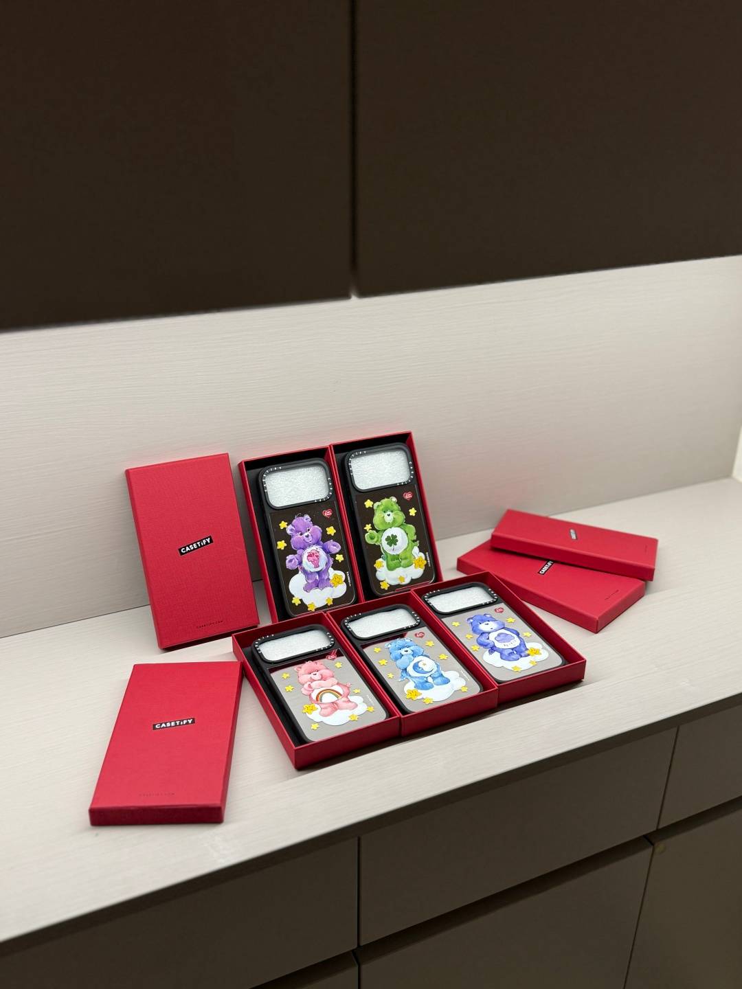 Care Bears iPhoneケース スマホケース 全機種対応 レディース ロゴ入り 手帳型 - 画像 2
