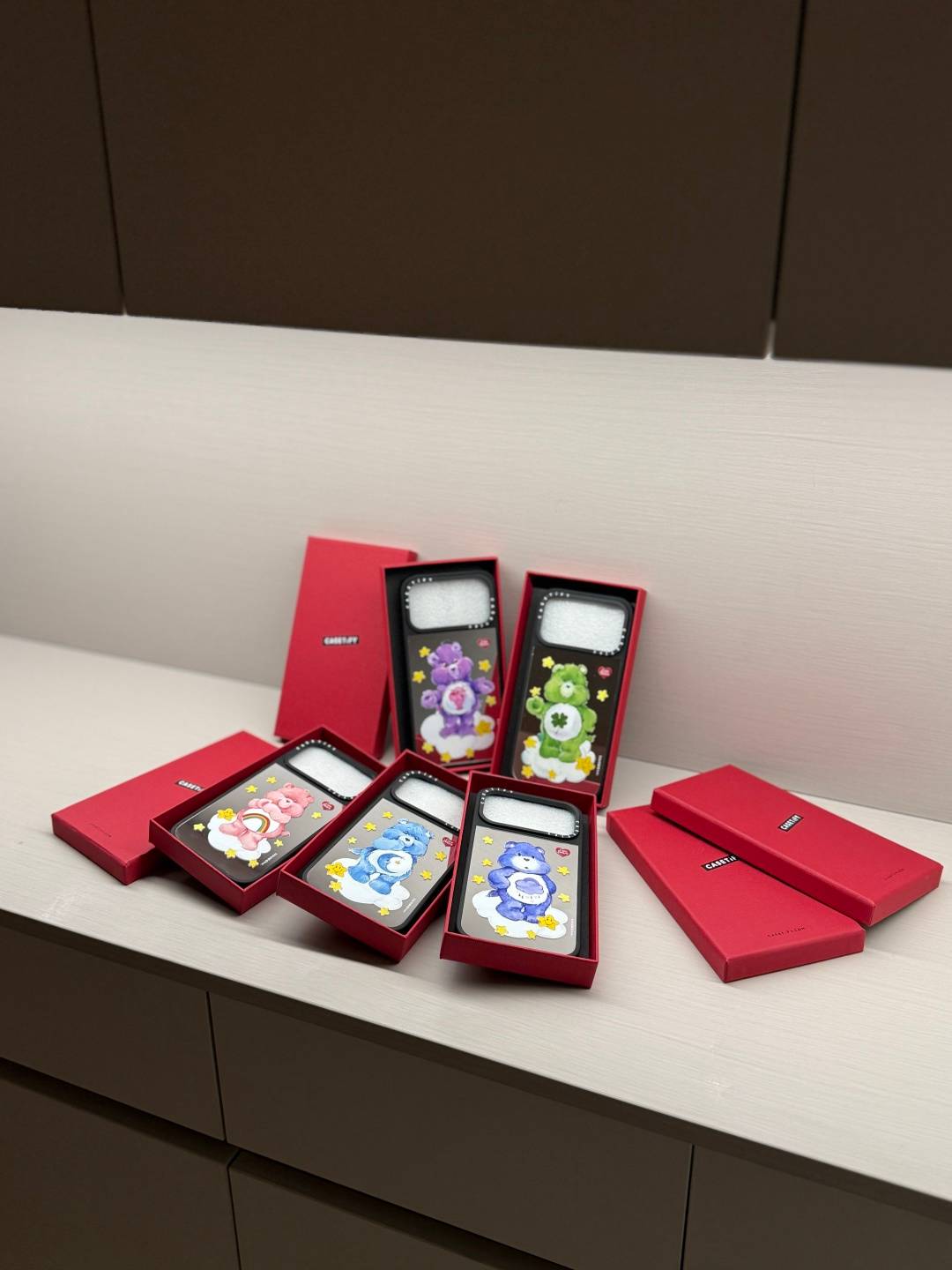 Care Bears iPhoneケース スマホケース 全機種対応 レディース ロゴ入り 手帳型 - 画像 4