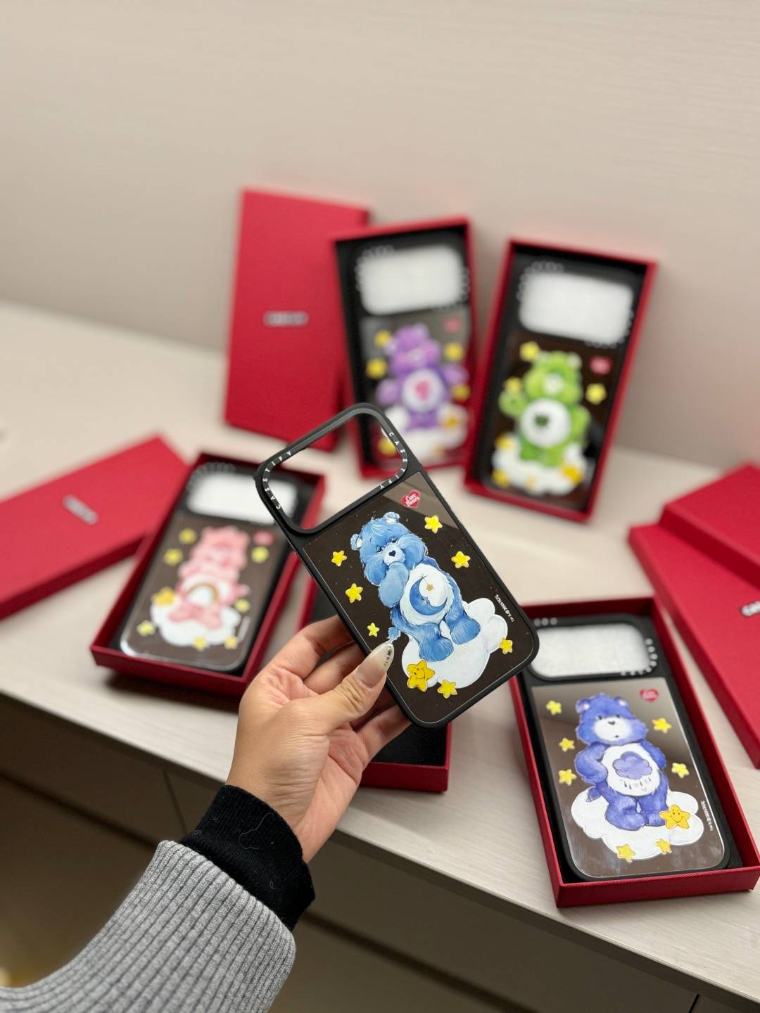 Care Bears iPhoneケース スマホケース 全機種対応 レディース ロゴ入り 手帳型 - 画像 6