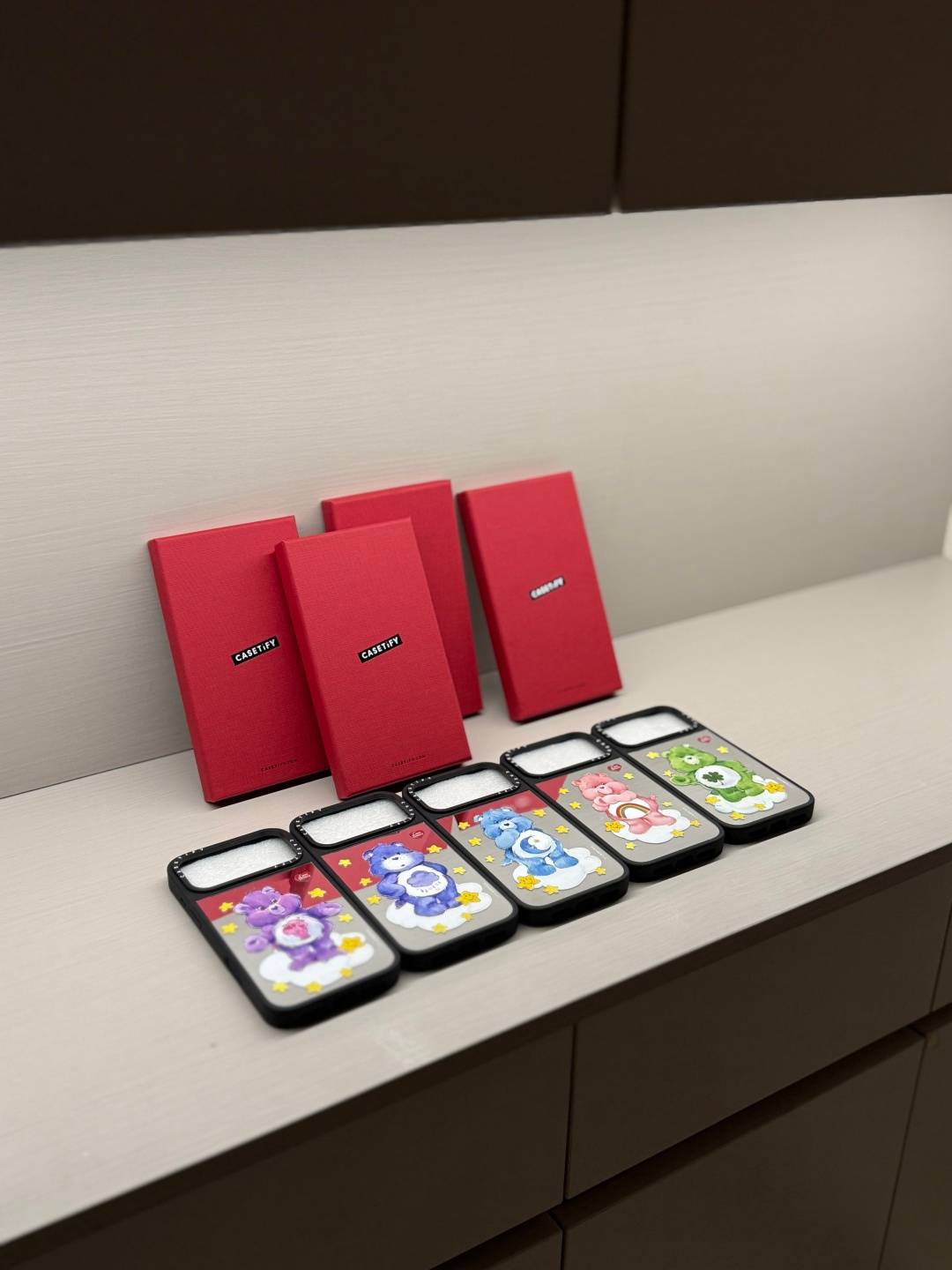 Care Bears iPhoneケース スマホケース 全機種対応 レディース ロゴ入り 手帳型 - 画像 8