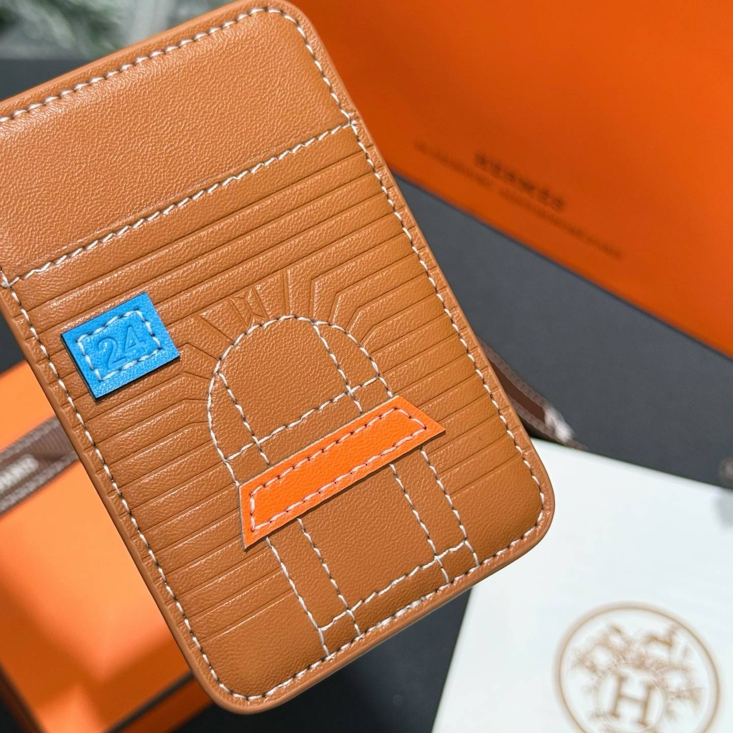 HERMES 愛馬仕 iPhone 18シリーズ対応 iPhoneケース スマホケース レディース マグセーフ ワニ革風 マグセーフ カード収納 - 画像 6