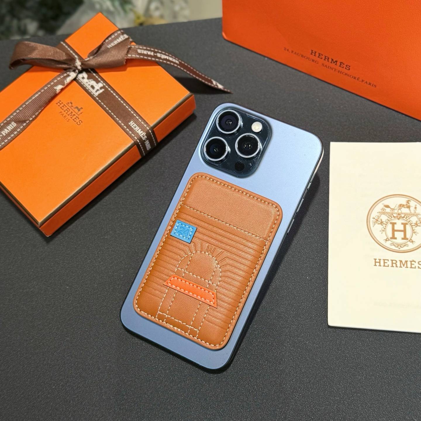 HERMES 愛馬仕 iPhone 18シリーズ対応 iPhoneケース スマホケース レディース マグセーフ ワニ革風 マグセーフ カード収納 - 画像 9