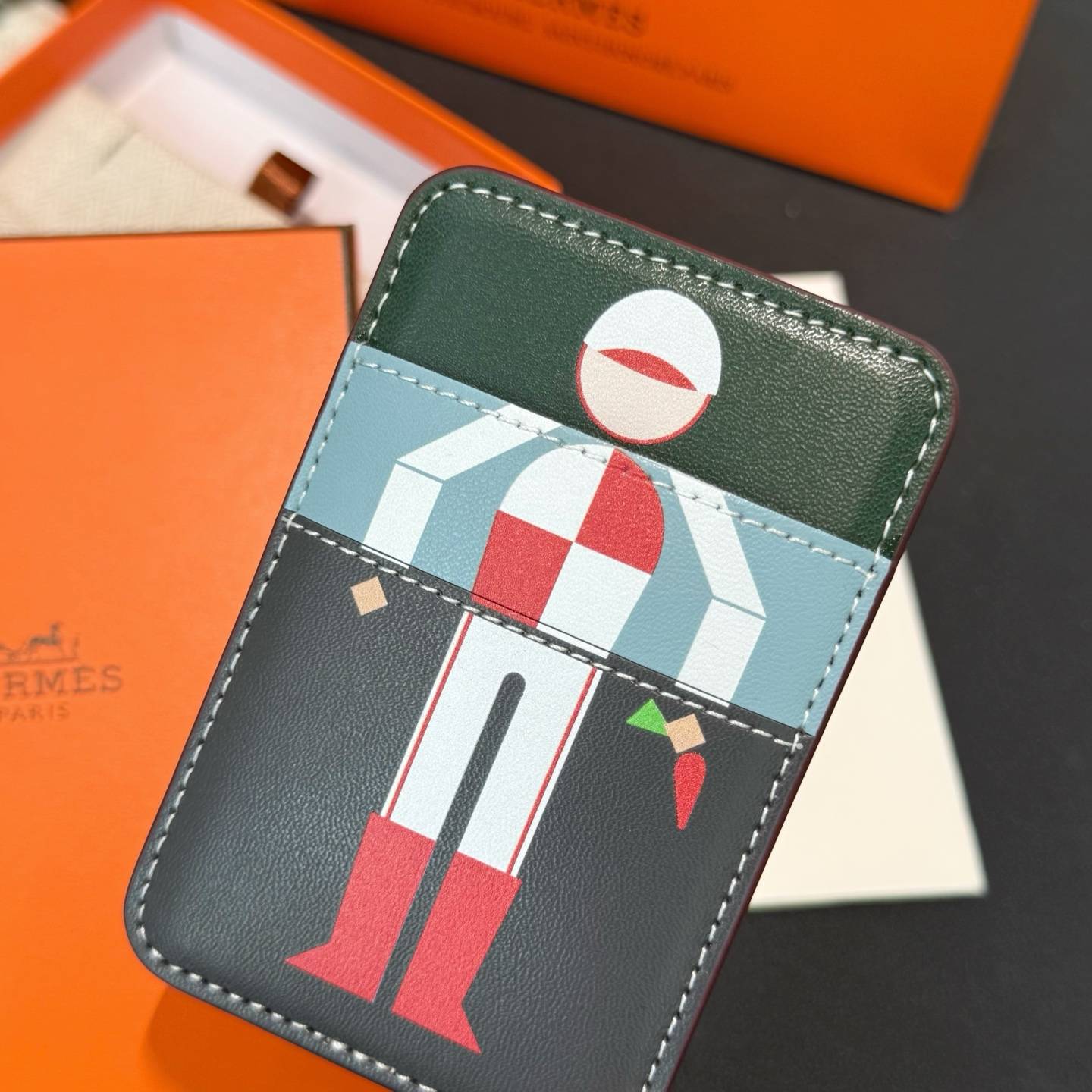 HERMES 愛馬仕 iPhone 18シリーズ対応 iPhoneケース スマホケース 全機種対応 レディース ロゴ入り カード収納 - 画像 8