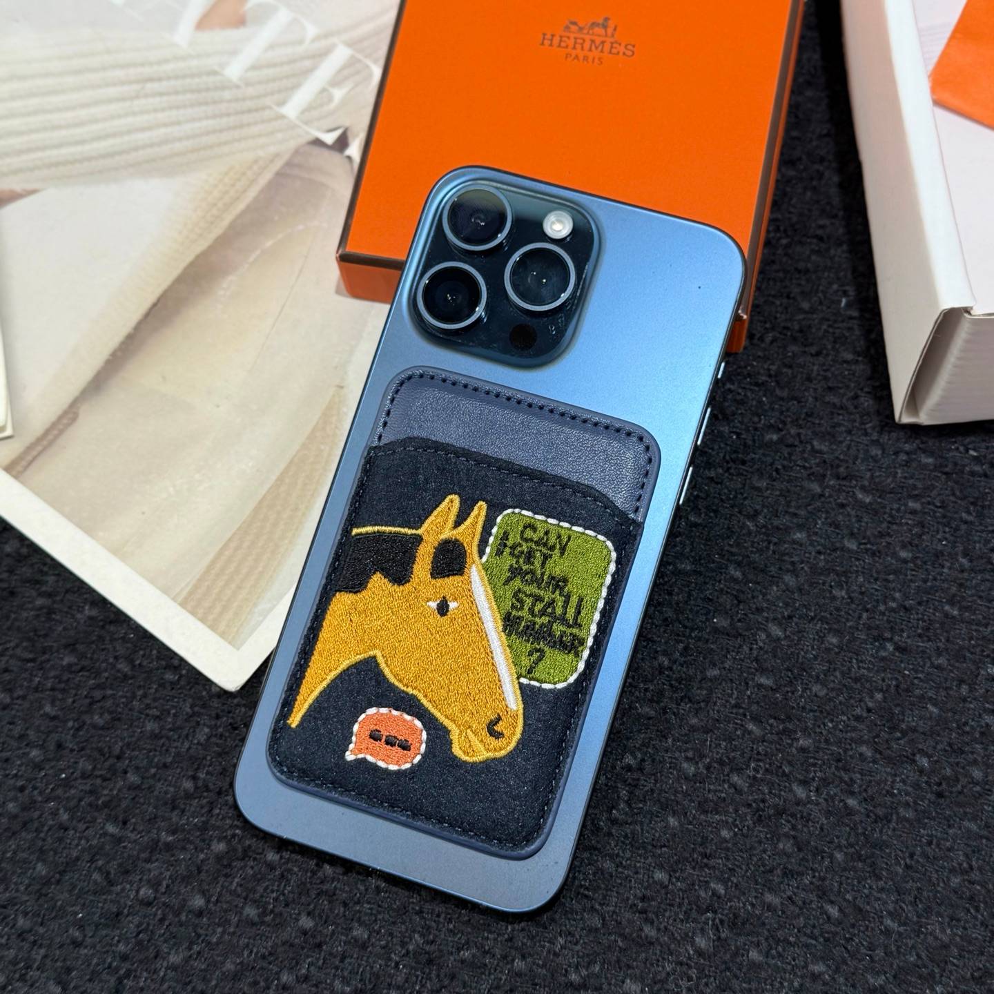 HERMES 愛馬仕 iPhone 18シリーズ対応 iPhoneケース スマホケース レディース ロゴ入り カード収納 - 画像 3