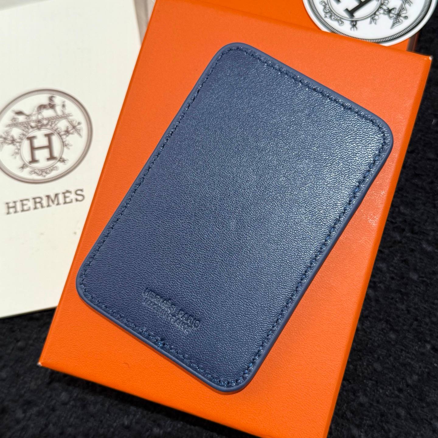 HERMES 愛馬仕 iPhone 18シリーズ対応 iPhoneケース スマホケース レディース ロゴ入り カード収納 - 画像 6