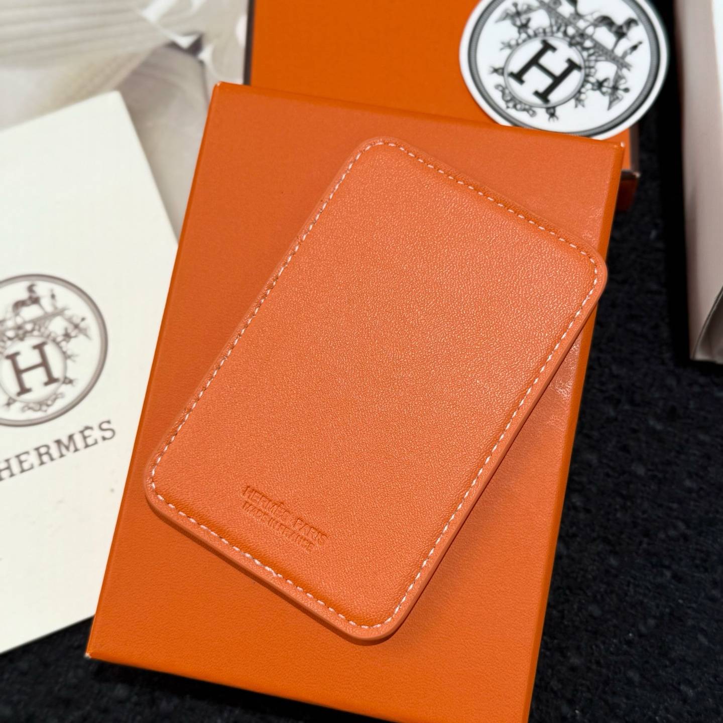 HERMES 愛馬仕 iPhone 18シリーズ対応 iPhoneケース スマホケース 全機種対応 レディース 駿馬 マグネット オレンジ - 画像 7