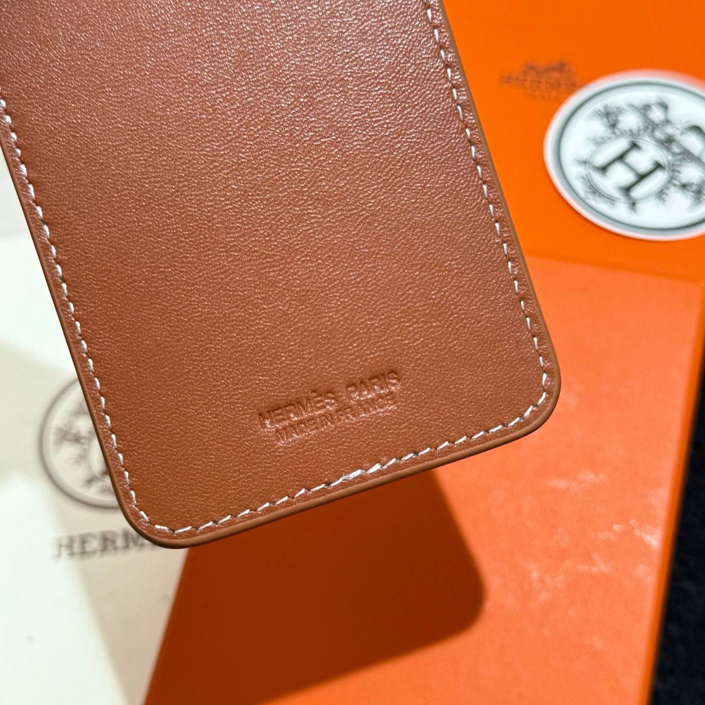 HERMES 愛馬仕 iPhone 18シリーズ対応 iPhoneケース スマホケース レディース マグサフ磁吸 ロゴ入り - 画像 8