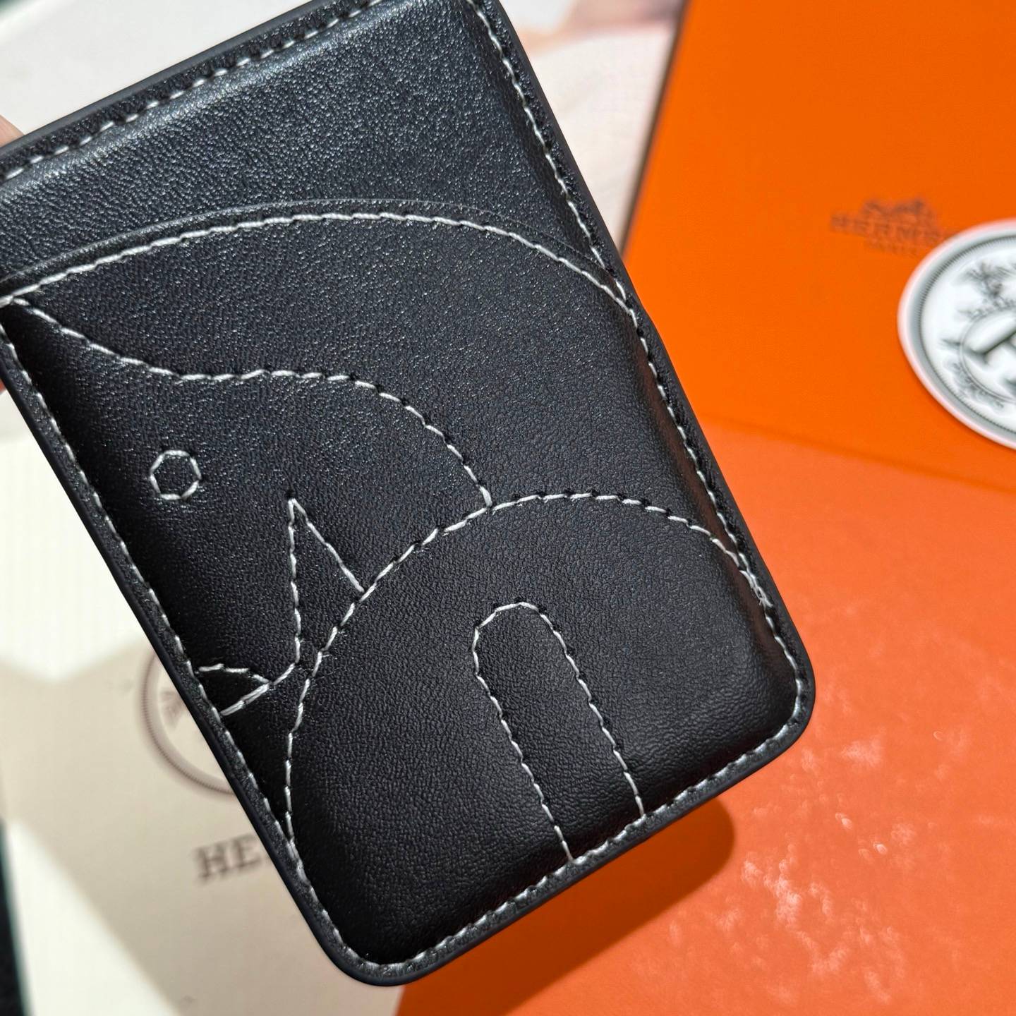 HERMES 愛馬仕 iPhone 18シリーズ対応 iPhoneケース スマホケース レディース マグサフ カード収納 ブラック - 画像 7