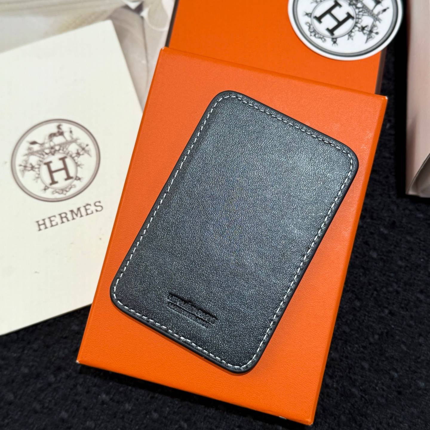 HERMES 愛馬仕 iPhone 18シリーズ対応 iPhoneケース スマホケース レディース マグサフ カード収納 ブラック - 画像 8