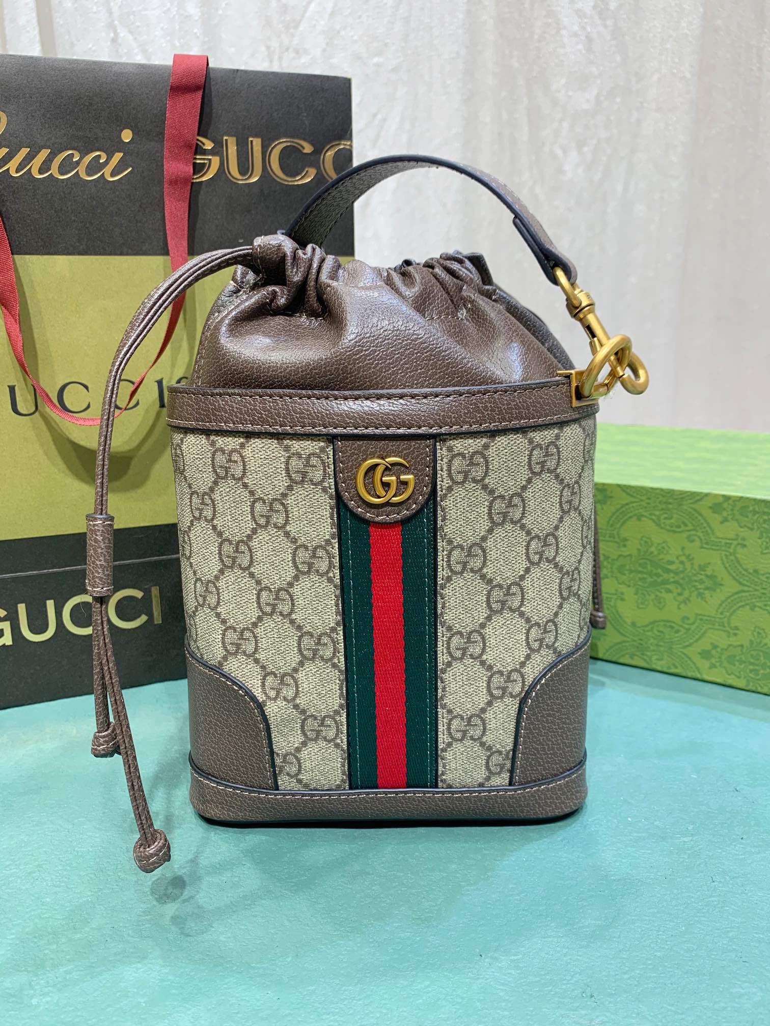 グッチ　GUCCI　オフィディア　GG バケットバッグ　巾着バッグ　GG Ophidia　ハンドバッグ　ブラウン　2WAY　ショルダーバッグ　 斜め掛けバッグ