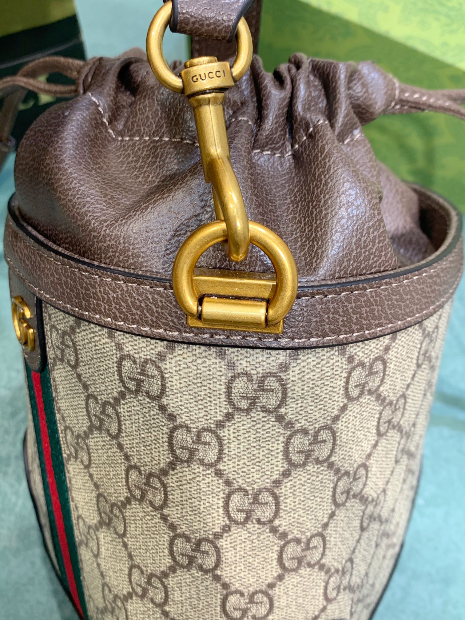 グッチ　GUCCI　オフィディア　GG バケットバッグ　巾着バッグ　GG Ophidia　ハンドバッグ　ブラウン　2WAY　ショルダーバッグ　 斜め掛けバッグ