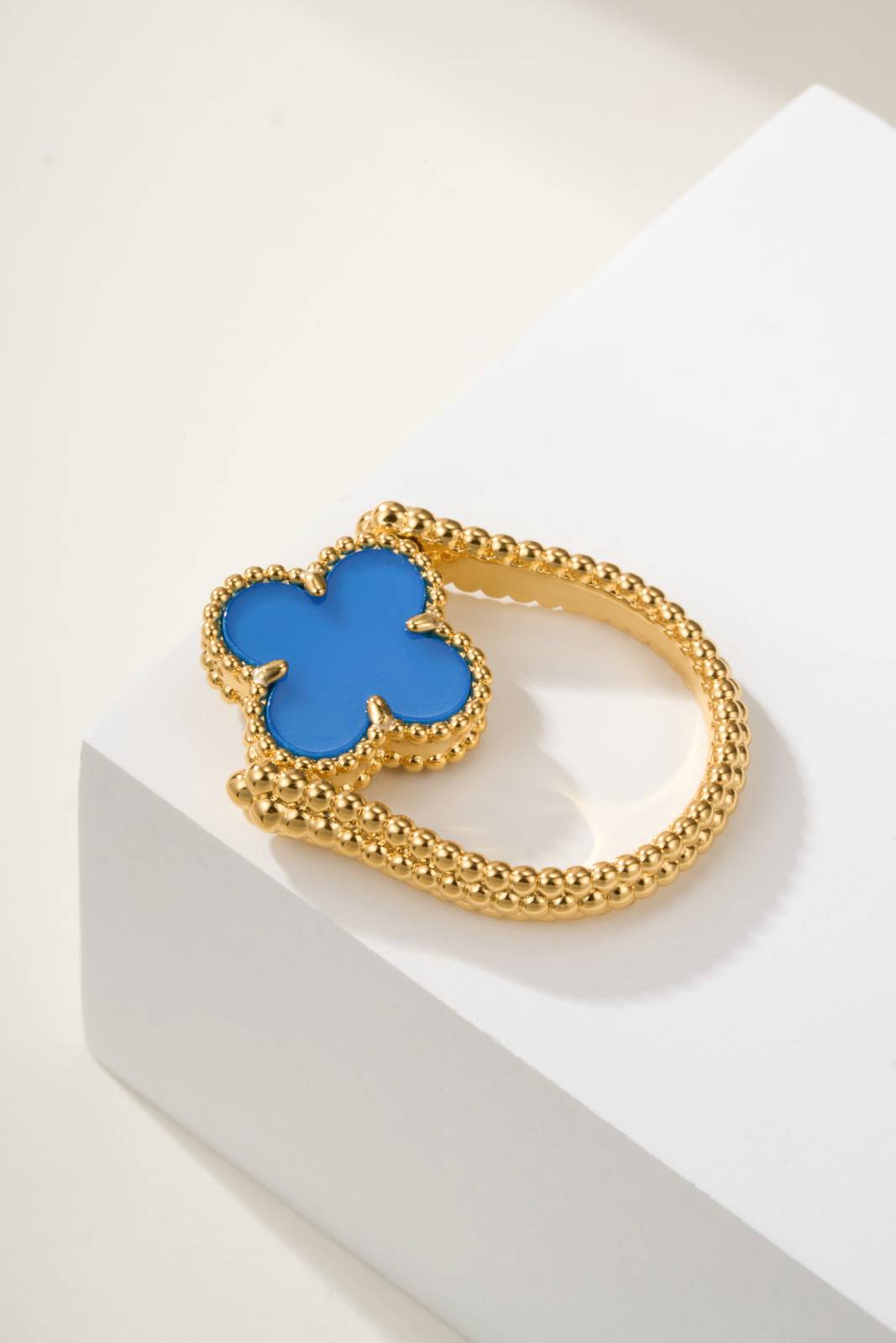 Van Cleef Arpels ヴァン クリーフアーペル レディース リング 四つ葉モチーフ ブランドジュエリー プチジュエリー ゴールド - 画像 4