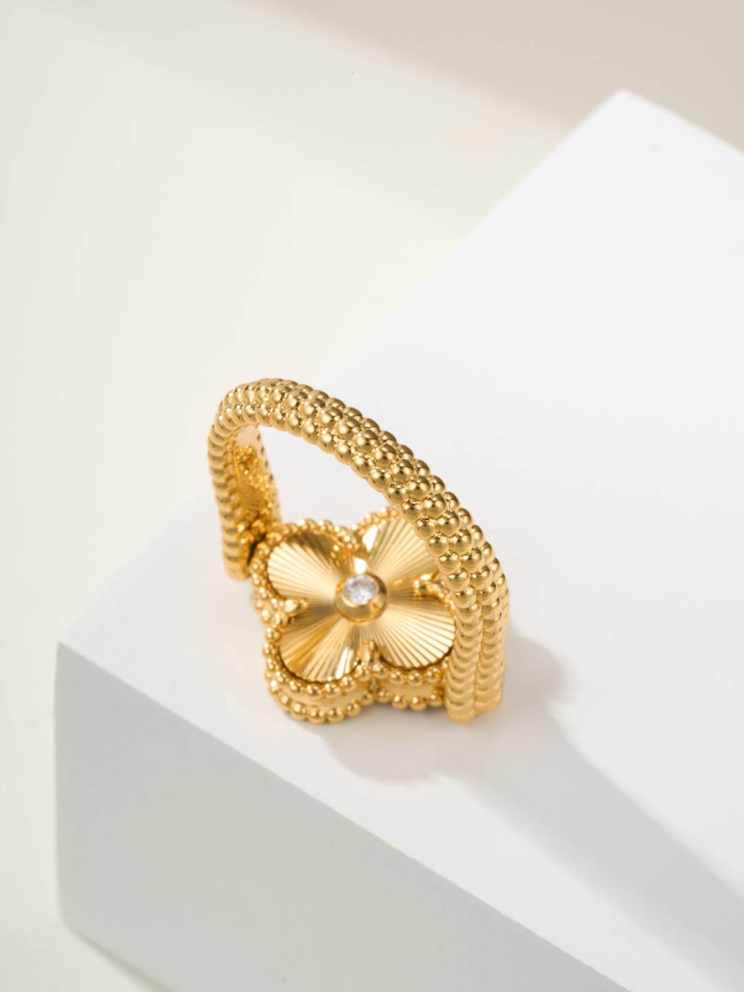 Van Cleef Arpels ヴァン クリーフアーペル レディース リング 四つ葉モチーフ ブランドジュエリー プチジュエリー ゴールド - 画像 12