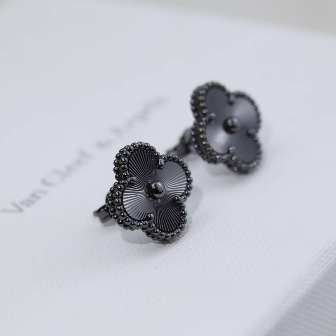 Van Cleef Arpels ヴァン クリーフアーペル レディース ピアス フリヴォル モチーフネックレス 上品なアクセサリー シルバー - 画像 4