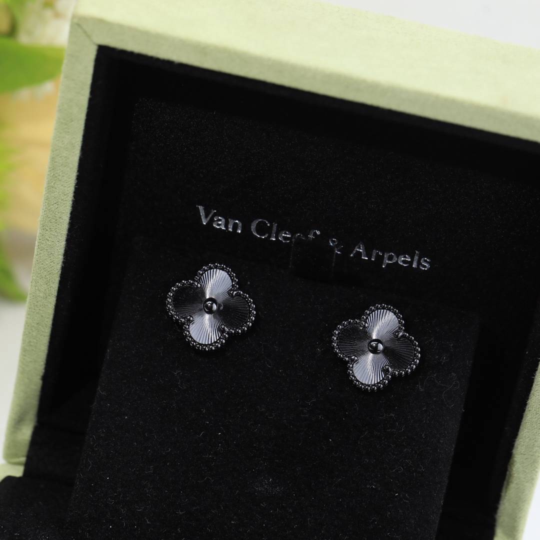 Van Cleef Arpels ヴァン クリーフアーペル レディース ピアス フリヴォル モチーフネックレス 上品なアクセサリー シルバー - 画像 7