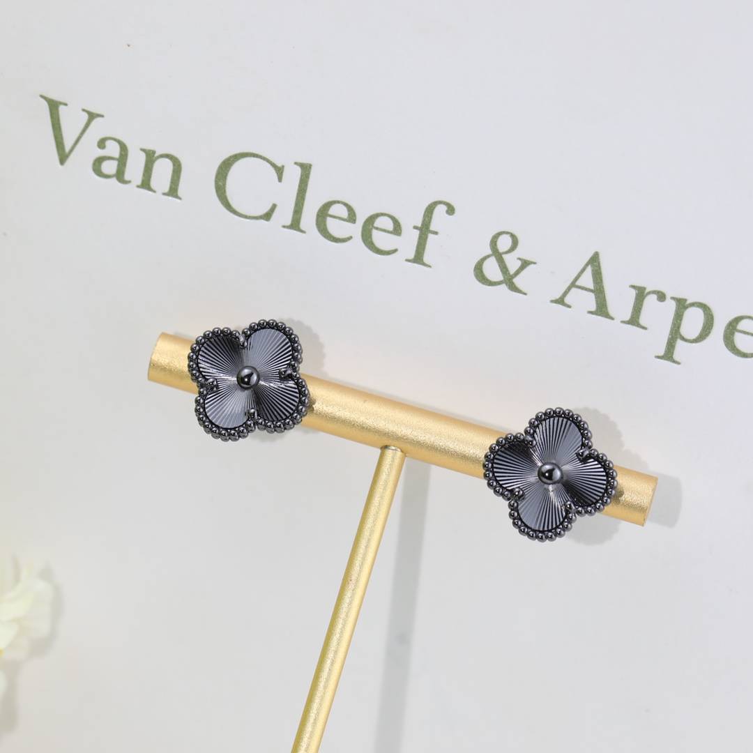 Van Cleef Arpels ヴァン クリーフアーペル レディース ピアス フリヴォル モチーフネックレス 上品なアクセサリー シルバー - 画像 8