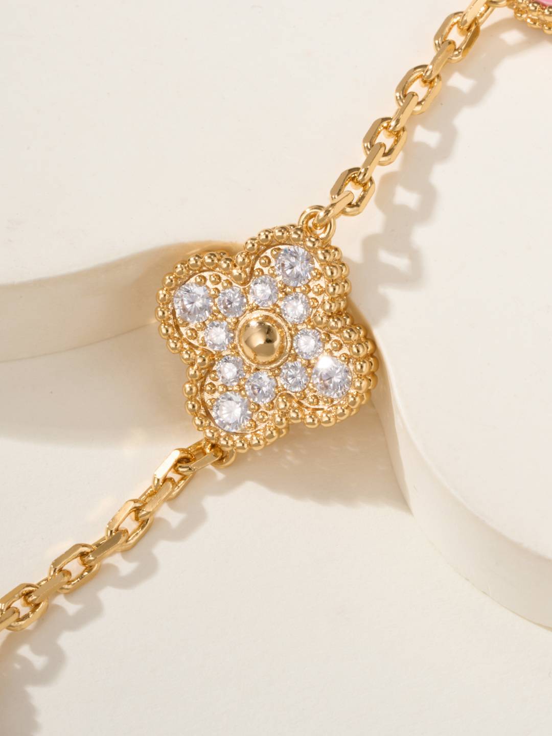 Van Cleef Arpels ヴァン クリーフアーペル レディース ブレスレット 四つ葉モチーフ ブランドジュエリー エレガント ゴールド - 画像 4