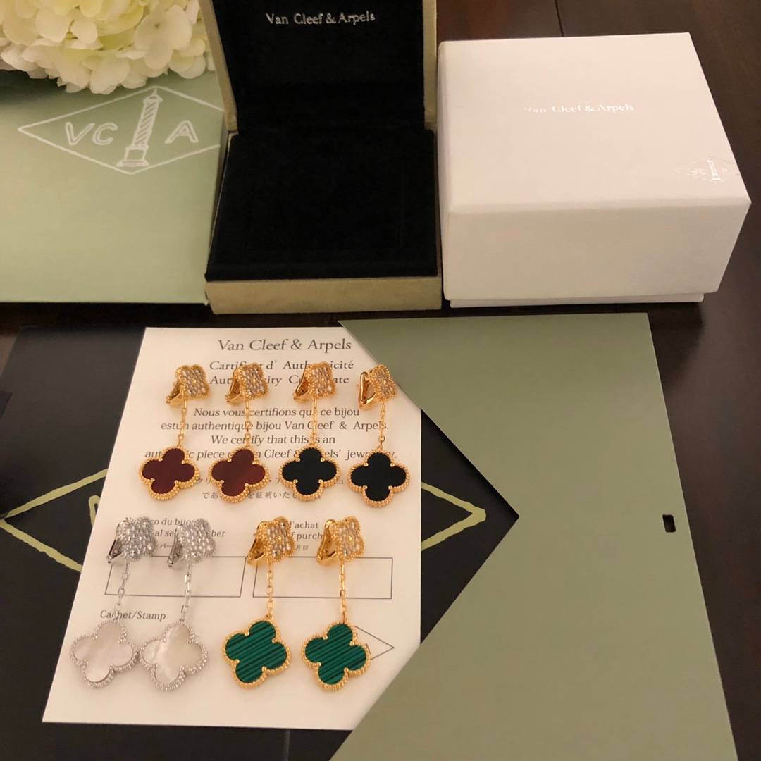 Van Cleef Arpels ヴァン クリーフアーペル レディース ピアス 四つ葉モチーフ ブランドピアス ギフト ゴールド - 画像 3