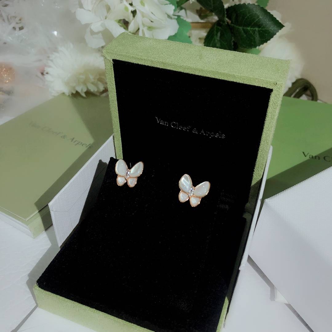 Van Cleef Arpels ヴァン クリーフアーペル レディース ピアス フリヴォル マザーオブパール イエローゴールド モチーフピアス 上品なアクセサリ - 画像 6