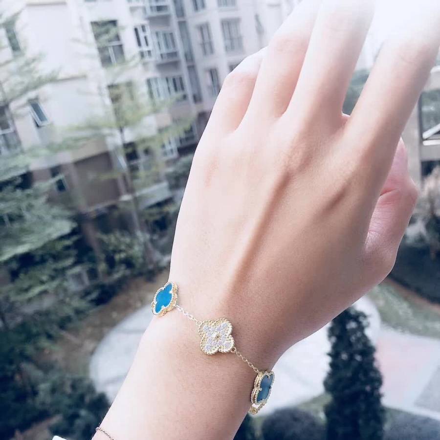 Van Cleef Arpels ヴァン クリーフアーペル レディース ブレスレット 四つ葉モチーフ ブランドジュエリー プレゼント ゴールド - 画像 3