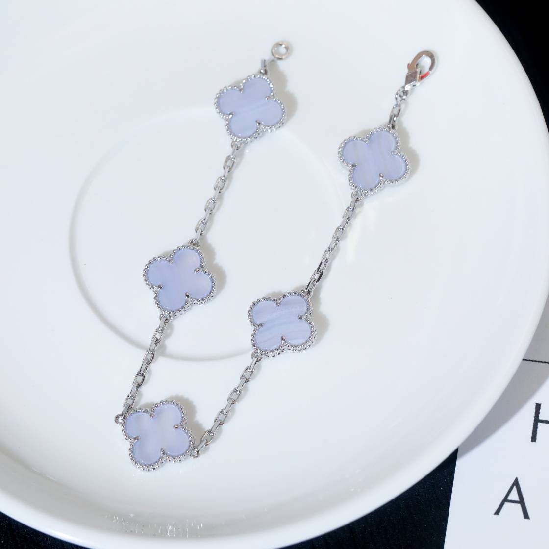 Van Cleef Arpels ヴァン クリーフアーペル レディース ブレスレット 四つ葉モチーフ ブランドジュエリー ギフト ホワイトゴールド - 画像 5