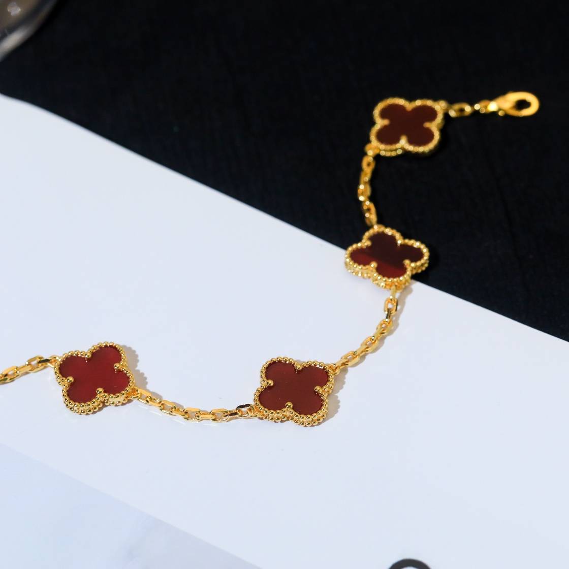 Van Cleef Arpels ヴァン クリーフアーペル レディース ブレスレット フリヴォル モチーフネックレス ゴールド - 画像 2